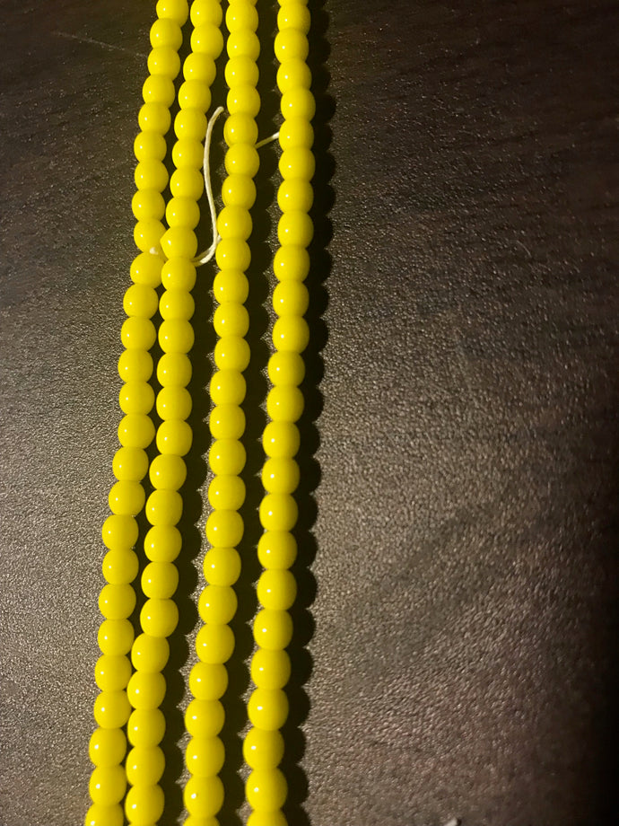 DRK118, Druk Bead, 4mm, Yellow Opaque, 16in strand