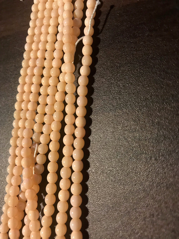 DRK135, Druk Bead, 4mm, Light Pink, 16in strand