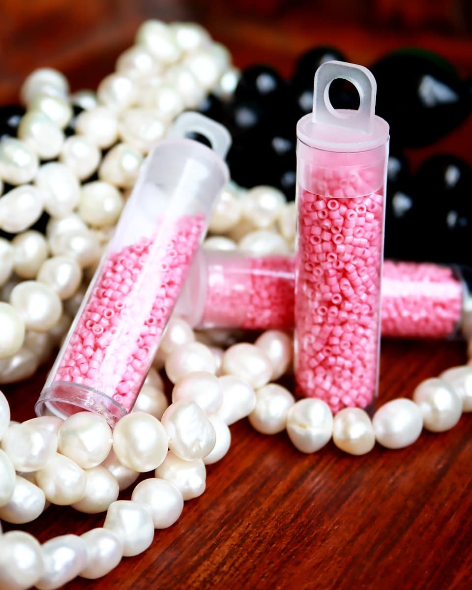 小物 miyuki DB2117, Miyuki Delica 11/o, Duracoat Opaque Carnation Pink